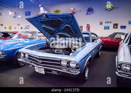 Punta Gorda, Florida, USA - Oktober 13, 2019: Blau 1969 Chevrolet Chevelle SS in das Muscle Car City Museum angezeigt. Redaktionelle Verwendung Stockfoto