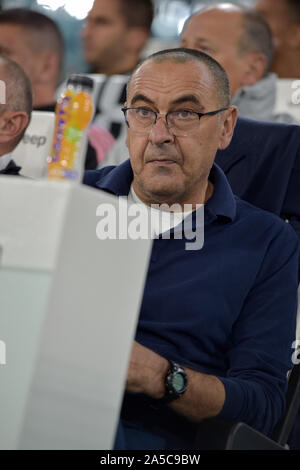 Allianz Stadion, Turin, Italien. Okt, 2019 19. Serie A Fussball, Juventus gegen Bologna; Maurizio Sarri, der Trainer von Juventus Turin - Redaktionelle Verwendung Credit: Aktion plus Sport/Alamy leben Nachrichten Stockfoto