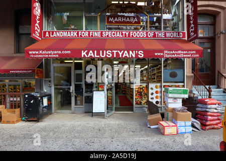 Kalustyan's, 123 Lexington Ave., New York, NY. aussen Storefront einer Spezialität in der Curry Hill Gegend von Manhattan. Stockfoto