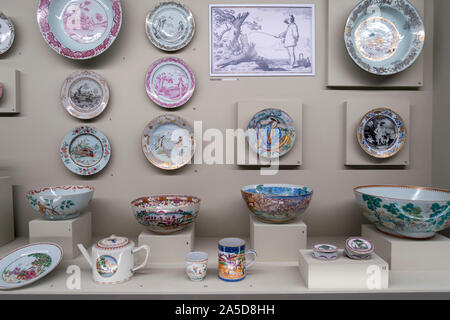 Antike Keramik Stücken an das Museu do Oriente - Museum des Orients in Lissabon, Portugal. Stockfoto