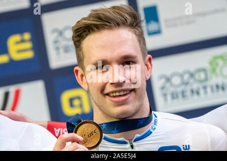 Harrie Lavreysen NED gewinnt die Mens Keirin während der uec Titel Radfahren Europäische Meisterschaft am Oktober, 19 2019 in Apeldoorn, Niederlande. (Foto von SCS/Sander Chamid Stockfoto