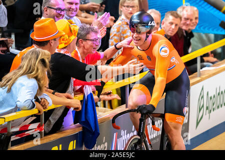 Harrie Lavreysen NED gewinnt die Mens Keirin während der uec Titel Radfahren Europäische Meisterschaft am Oktober, 19 2019 in Apeldoorn, Niederlande. (Foto von SCS/Sander Chamid Stockfoto