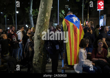 Barcelona, Spanien. 17 Okt, 2019. Pro-unabhängigkeit Demonstration in den Straßen von Barcelona. Stockfoto