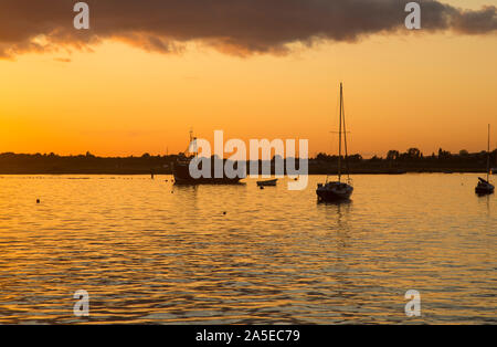 Schönen goldenen Sonnenuntergang am Badeort, Leigh-on-Sea, Essex, England Stockfoto