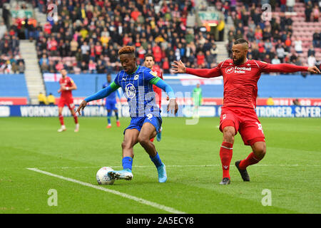 Wigan, Großbritannien. Okt, 2019 20. Jamal Lowe (9) von Wigan Athletic während der Sky Bet Championship Match zwischen Wigan Athletic und Nottingham Forest bei der DW Stadium, Wigan am Sonntag, den 20. Oktober 2019. (Credit: Jon Hobley | MI Nachrichten) das Fotografieren dürfen nur für Zeitung und/oder Zeitschrift redaktionelle Zwecke verwendet werden, eine Lizenz für die gewerbliche Nutzung Kreditkarte erforderlich: MI Nachrichten & Sport/Alamy leben Nachrichten Stockfoto