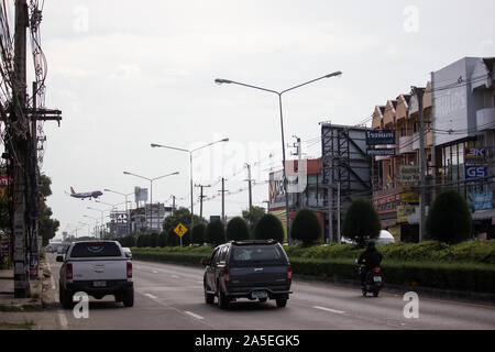 Chiangmai, Thailand - 10. Oktober 2019: HS-VKM EINE 321-200 von Thai Vietjet Airline. Langding nach Chiang Mai International Airport von Bangkok Flughafen. Stockfoto