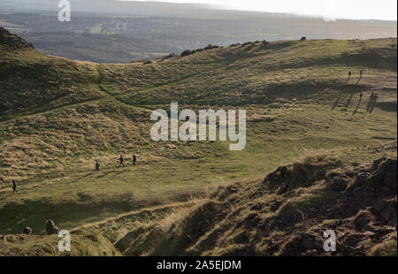 Edinburgh, Schottland, Großbritannien rund um den Holyrood Park, Arthur's Seat im Winter Stockfoto