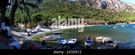 Mourtia liegt im östlichen Teil der Insel gelegen, 7 km von der Stadt Samos entfernt und ist über die Vlamari Tal abgerufen. Es liegt knapp unter dem Mona Stockfoto