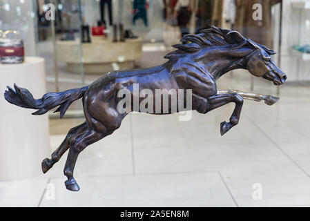 Bronze Pferd, shop Türgriff, knightsbridge London Stockfoto