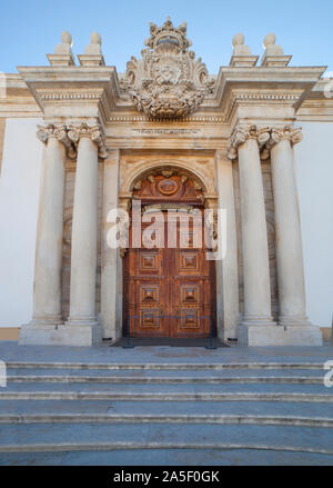 Coimbra, Portugal - Sept. 6 2019: Johanneischen Bibliothek im freien Eintritt. Hochschule Hof Stockfoto