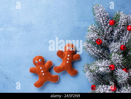 Weihnachten Lebkuchen Männer aus Filz Stockfoto