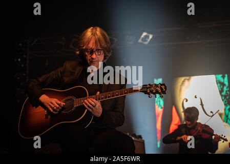 Mailand, Italien - Oktober 18, 2019: Italienische indie Musik band Marlene Kuntz führt bei Live-musik-CLUB für die 302010 MK 2 italienische Tour. Brambilla Simone Stockfoto