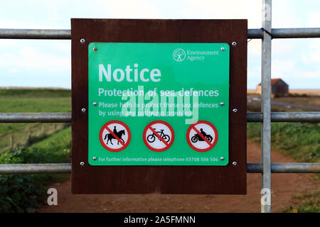 Umweltagentur, Schutz von Meer Abwehr, Hinweis, Warnung, Thornham, Nordseeküste, Norfolk, England Stockfoto