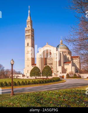 Basilika von Nationalheiligtum der Unbefleckten Empfängnis. Washington, D.C., USA Stockfoto