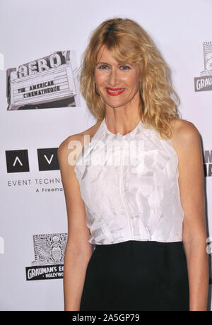 LOS ANGELES, Ca. November 15, 2012: Laura Dern bei der 26. jährlichen American Cinematheque Awards ehrt Schauspieler Ben Stiller im Beverly Hilton Hotel. © 2012 Paul Smith/Featureflash Stockfoto