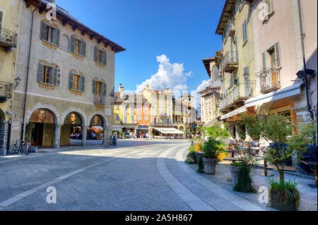 Italien, Piemont, Domodossola, Piazza del Mercato gesehen von der Via Briona Stockfoto