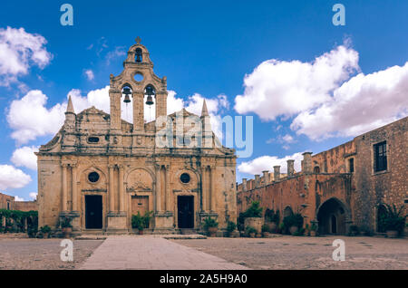 Arkadi Kloster Moní Arkadíou (Griechisch) ist ein russisch-orthodoxen Kloster, in der Nähe von Rethymno. Es ist eines der ältesten Klöster auf Cre Stockfoto