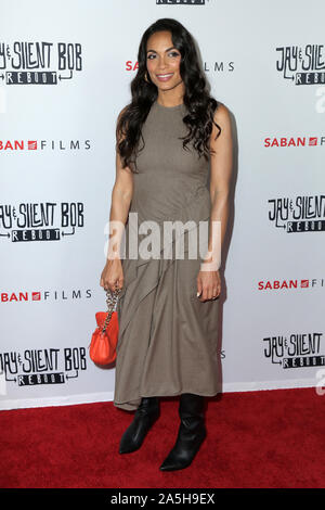 Oktober 14, 2019, Los Angeles, CA, USA: LOS ANGELES - Okt 15: Rosario Dawson an der ''Jay & Silent Bob Neu'' Los Angeles Premiere auf der TCL Chinese Theatre am 15. Oktober 2019 in Los Angeles, CA (Credit Bild: © Kay Blake/ZUMA Draht) Stockfoto