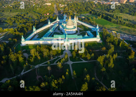 Panorama der Voskresensky neue Jerusalem stauropegial Kloster in der Stadt Istra, Ansicht von oben. Region Moskau. Russland Stockfoto