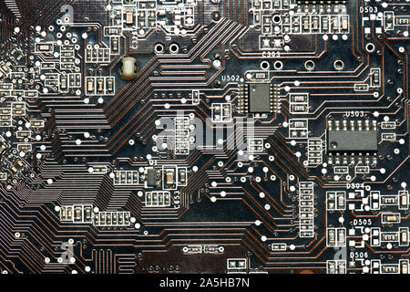 Leiterplatte und Microchip, oder cpu-closeup - elektronische Komponente für digitale Geräte, Konzept für die Entwicklung der elektrischen Stromkreis des Steuergeräts Stockfoto