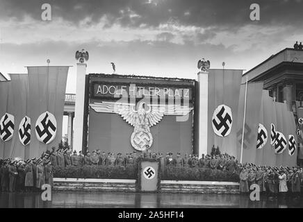 Adolf Hitler Platz in Warschau, Polen 1940 Stockfoto