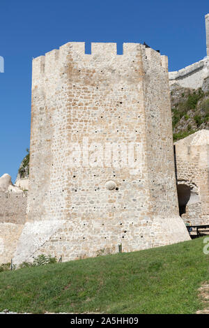 Die Ruinen der Festung Golubac - mittelalterliche Stadt an der Donau, Serbien Stockfoto