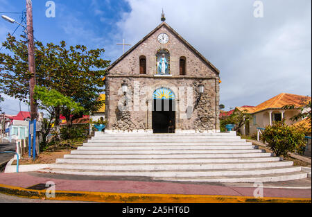 Römisch-katholische Kirche in der Innenstadt von Terre-de-Haut, Guadeloupe, Les Saintes. Stockfoto
