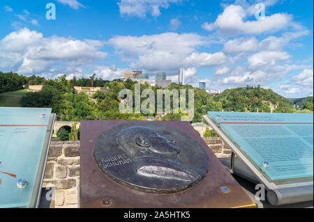 Institutionen der Europäischen Union, Kirchberg, von Memorial an Robert Schuman auf der Bock-kasematten, der Stadt Luxemburg, Großherzogtum Luxemburg gesehen Stockfoto