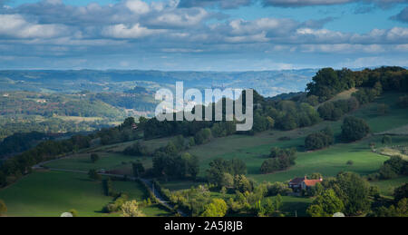 Landschaft im Tal der Dordogne in Frankreich in der Nähe von Castelnau-Bretenoux Stockfoto