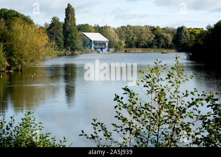 Blick über den See, Pfeil Valley Country Park, Redditch, Worcestershire, England, Großbritannien Stockfoto