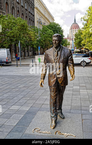 Budapest, Ungarn. 15 August, 2019. Ronald Reagan Statue in Budapest Liberty Square, von Bildhauer Istvan Mate konzipiert. Stockfoto