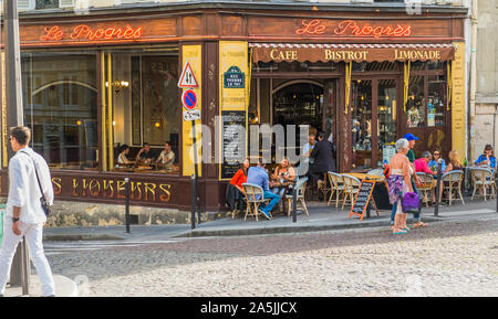 Cafe, Bistro "Le Progres' Stockfoto