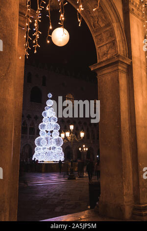 Weihnachtsbaum in Vendig Stockfoto