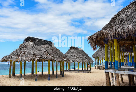 (191021) - apia, Oktober 21, 2019 (Xinhua) - Foto am Okt. 19, 2019 zeigt traditionelles Beach Fales in Samoa. (Xinhua / Guo Lei) Stockfoto