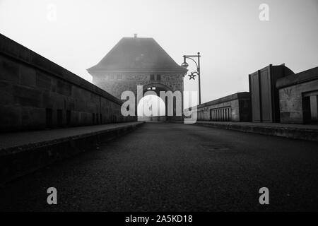 Staumauer am Deutschen See namens Edersee Stockfoto