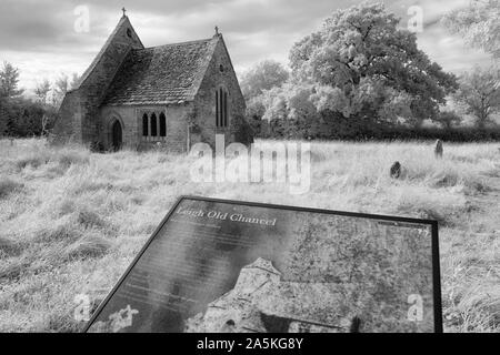 Die alte Kanzel in der Nähe von Leigh in Wiltshire - ein kleiner Teil einer größeren Kirche nach dem Hauptgebäude nach links bewegt wurde eine Meile entfernt in 1896 Stockfoto