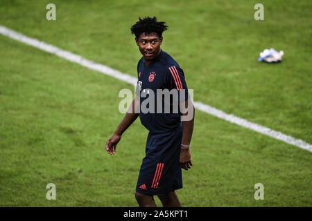 Athen, Griechenland. Okt, 2019 21. Fussball: Champions League, Olympiakos Piräus - FC Bayern München, Gruppenphase, Gruppe B, Spieltag 3, Ausbildung Bayern München bei Georgios-Karaiskakis Stadion. David Alaba vom FC Bayern München ist auf dem Spielfeld. Credit: Angelos Tzortzinis/DPA/Alamy leben Nachrichten Stockfoto