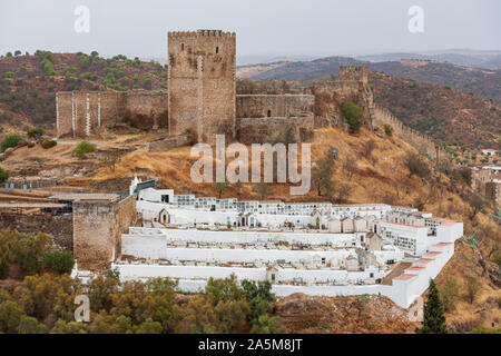 Blick auf mertola Schloss im portugiesischen Algarve Portugal Stockfoto