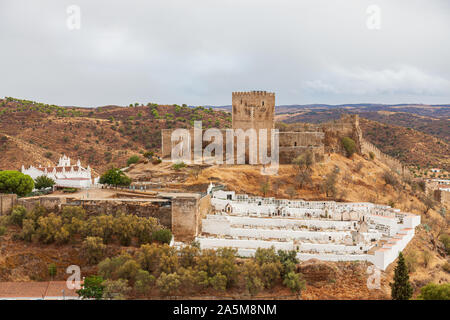 Blick auf mertola Schloss im portugiesischen Algarve Portugal Stockfoto