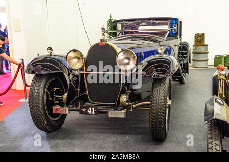 FRANKFURT, Deutschland - September 2019: Schwarz Dunkelblau BUGATTI ROYALE TYP 41 Coupé 1927, 1933, IAA International Motor Show Auto Ausstellung. Stockfoto