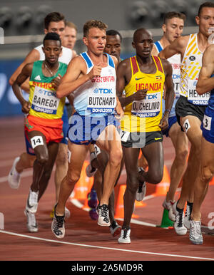 DOHA - Katar SEPT 27: Andrew Butchart von Großbritannien & NI konkurrieren in der 5000m heizt am 1. Tag des 17. IAAF Leichtathletik WM 2019 Stockfoto