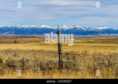 Die Landschaft rund um den Verrückten Berge in South Central Montana, USA. Stockfoto