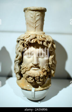 Römischen Marmorskulptur des ägyptischen Gottes Serapis aus der Londoner Mithraeum oder Mithreum, AD 180-200. Aka der Tempel des Mithras, Walbrook London Stockfoto