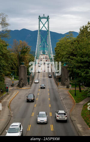 Vancouver, British Columbia, Kanada. Lions Gate Bridge. Eine Hängebrücke, überquert die verengt zuerst der Burrard Inlet und verbindet die Stadt o Stockfoto