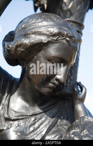 Bronze Statuen, italienischen Terrasse, die Gärten, Osborne House, Cowes, Isle of Wight, Großbritannien Stockfoto