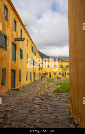 Das Schloss der Guten Hoffnung lokal bekannt als das Schloss oder Kapstadt Burg ist ein beliebtes Ausflugsziel für Menschen in Kapstadt, Südafrika, T Stockfoto