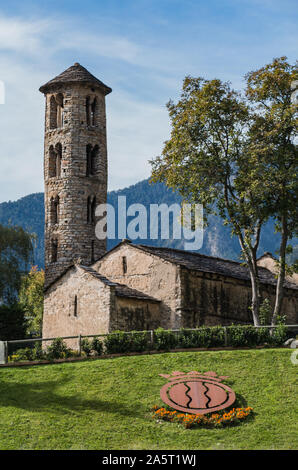 Ein Bild von der Iglesia de Santa Coloma, in der Nähe von Andorra la Vella. Stockfoto