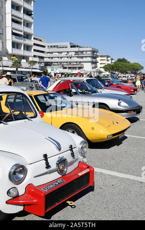 Classic Car, Oldtimer, Oldtimer, Ride, Kreuzfahrt, Corso, Road, Trip, ferra gosta, ferra Gosto, Stadt, Bibione, Venedig, Provinz Venedig, Italien Stockfoto