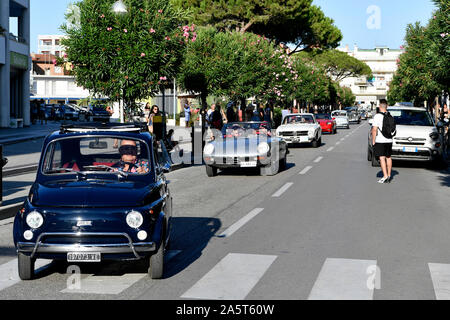 Classic Car, Oldtimer, Oldtimer, Ride, Kreuzfahrt, Corso, Road, Trip, ferra gosta, ferra Gosto, Stadt, Bibione, Venedig, Provinz Venedig, Italien Stockfoto