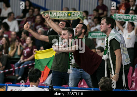 Venezia, Italien. 22 Okt, 2019. Fans von Limoges cspduring, Basketball EuroCup Meisterschaft in Venedig, Italien, 22. Oktober 2019 - LPS/Alfio Guarise Credit: Alfio Guarise/LPS/ZUMA Draht/Alamy leben Nachrichten Stockfoto